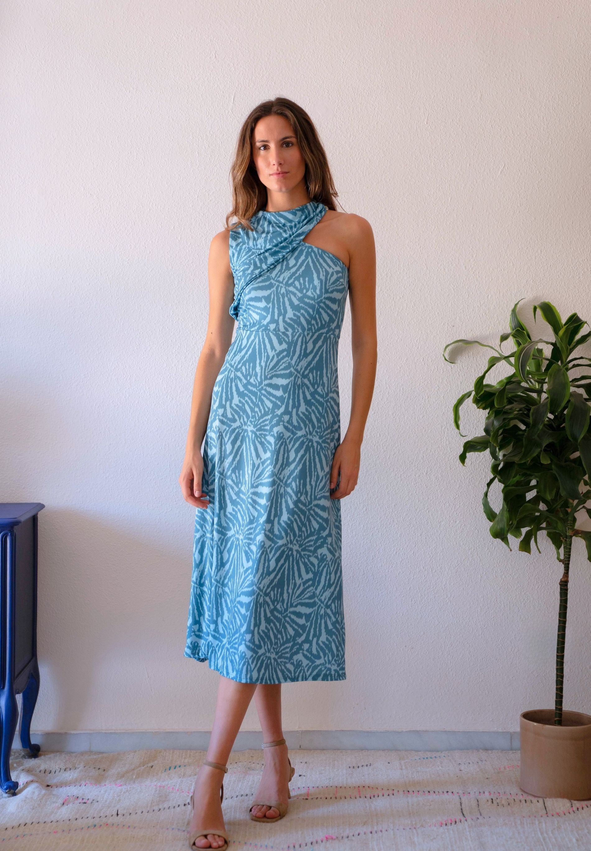 Vestido Midi Cáligo Celeste