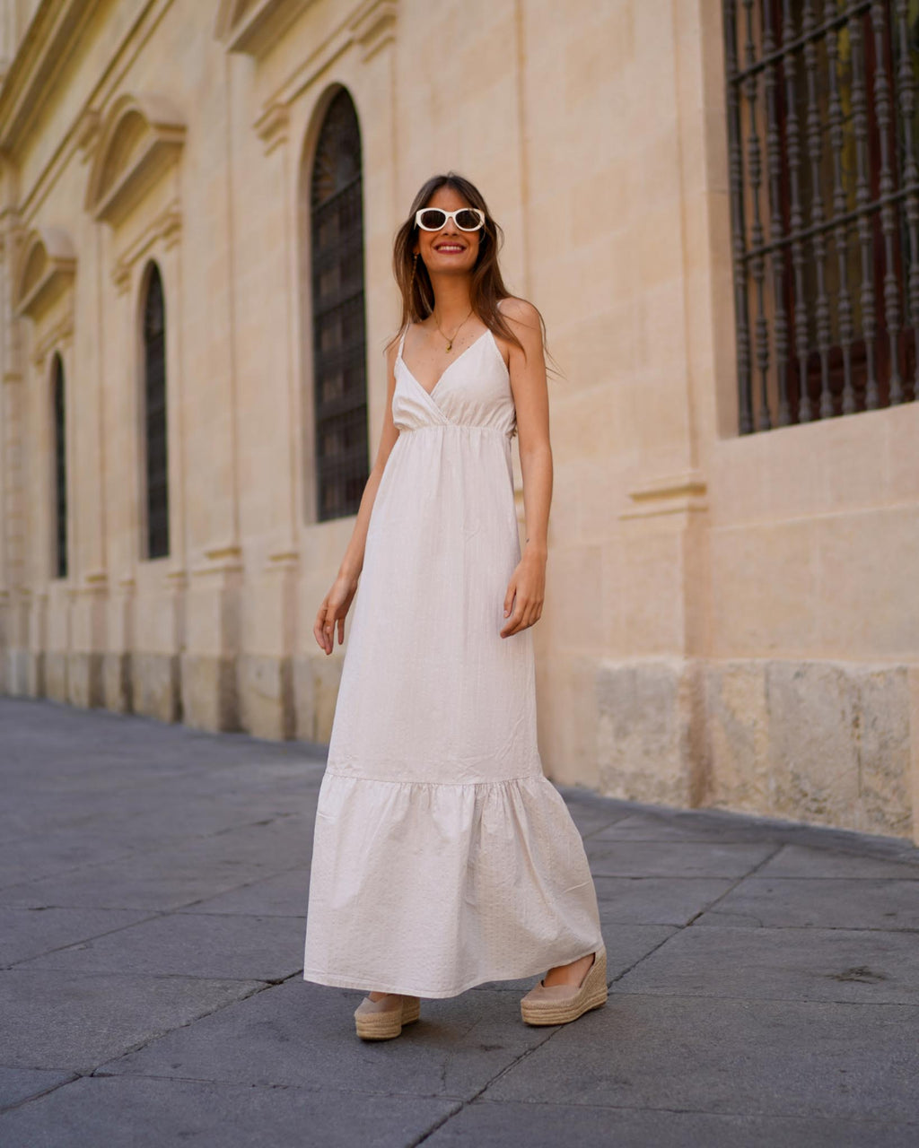 Vestido ADOMAS Beige