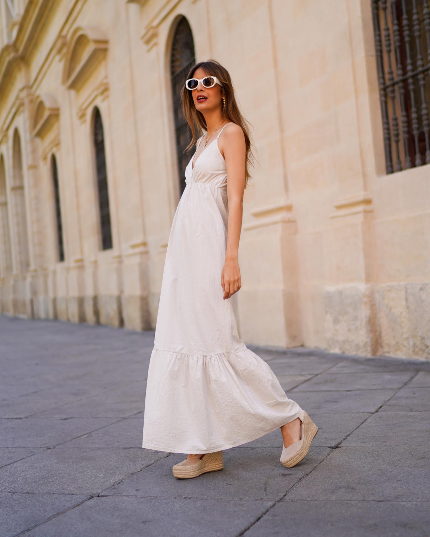 Vestido ADOMAS Beige