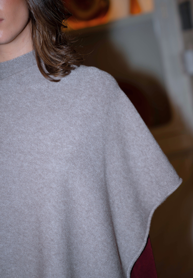 Poncho punto beige Evani