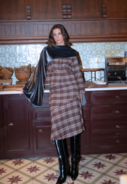 Capa de terciopelo gris Ovi