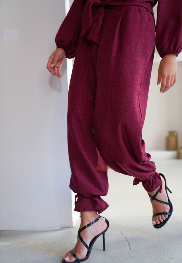 Pantalón bombacho burdeos Vetru