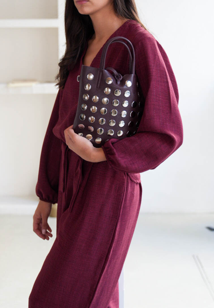 Bolso 100% piel tachuelas Ryn