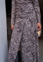 Vestido midi cebra Ravik