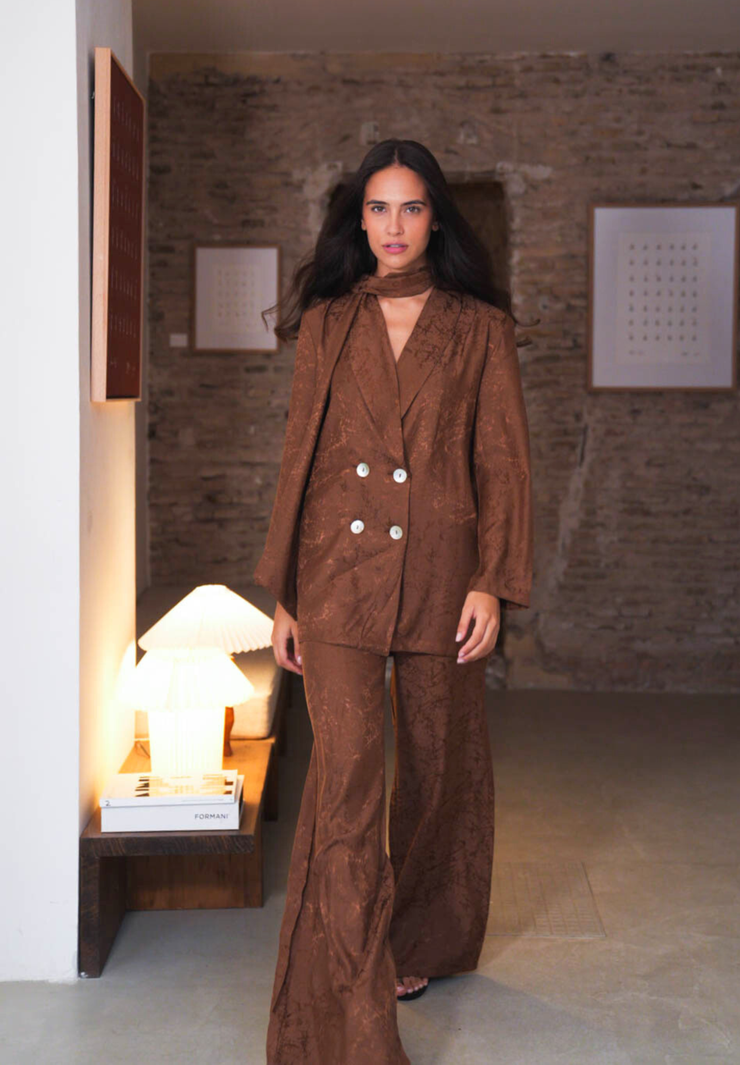 Blazer con chal chocolate Liora