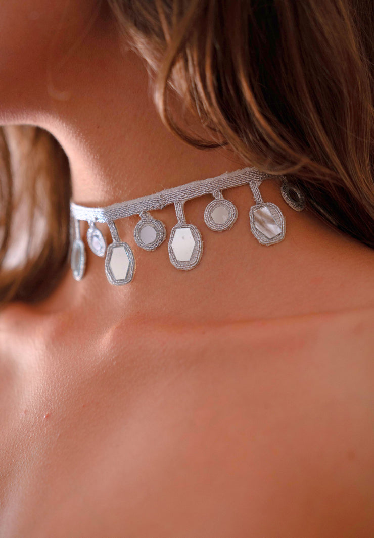Choker AVIS