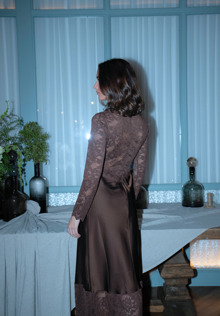 Vestido encaje chocolate Zaria