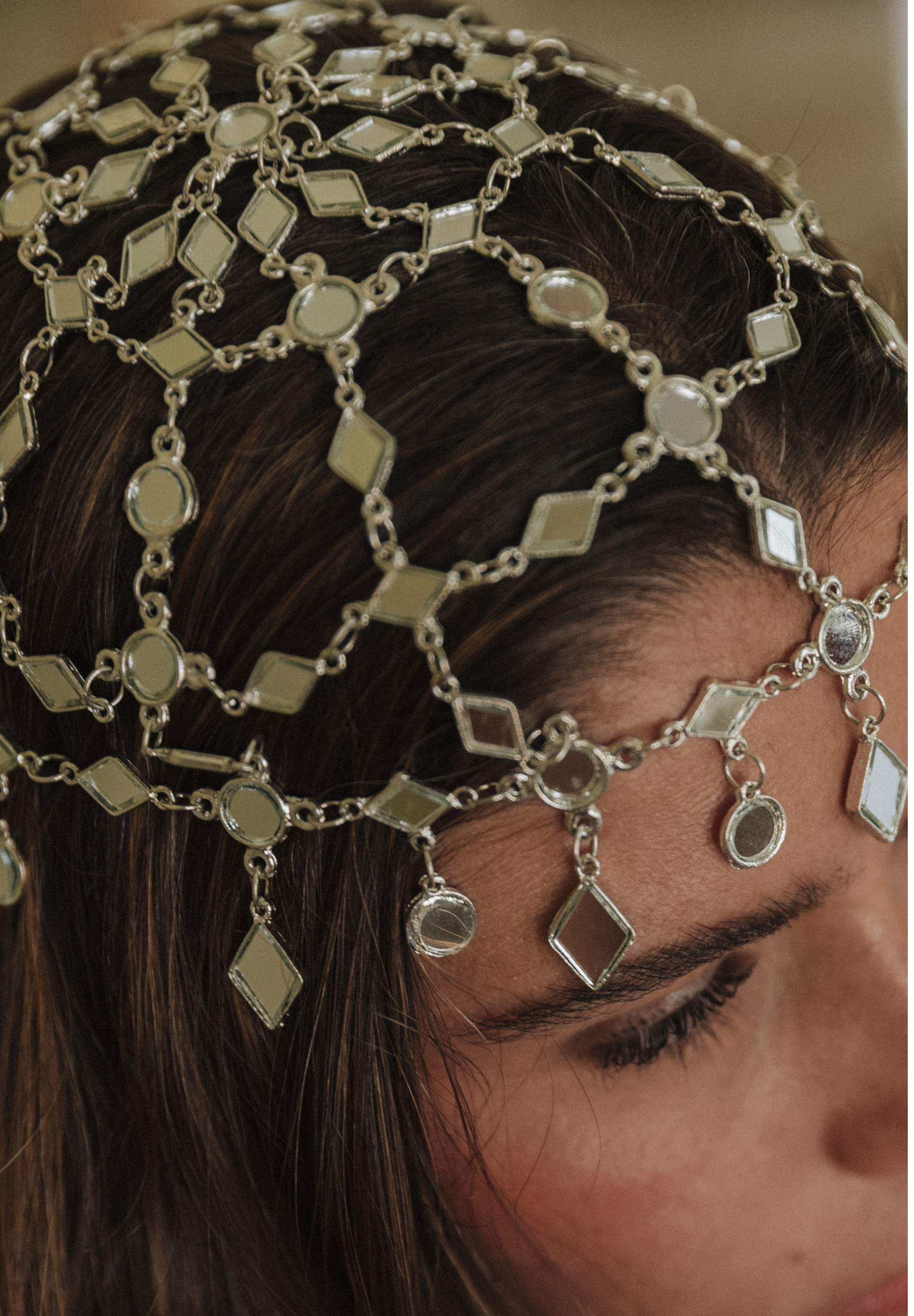 Casquete plateado Akuna