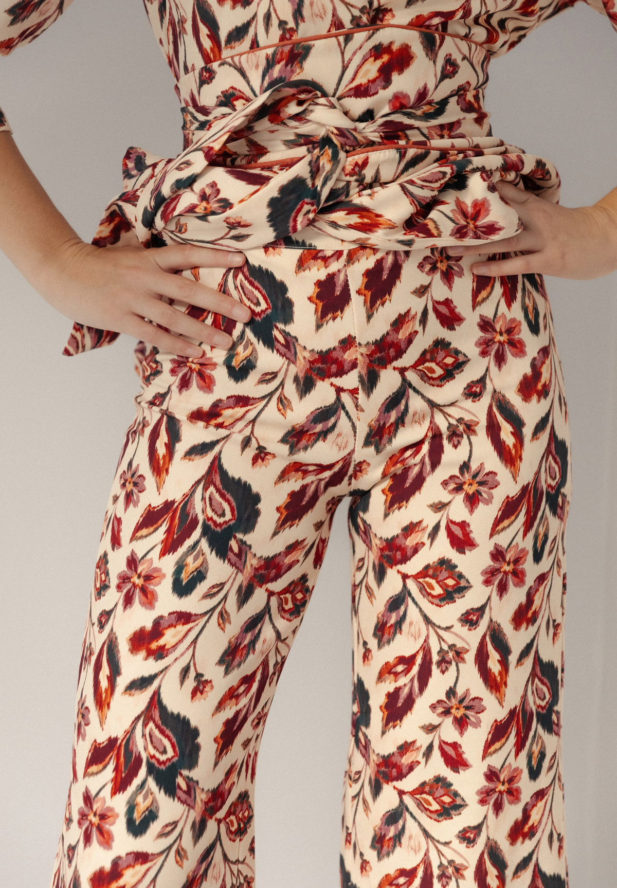 Pantalón palazzo flores Kuta